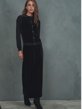 UDEL velour slip skirt